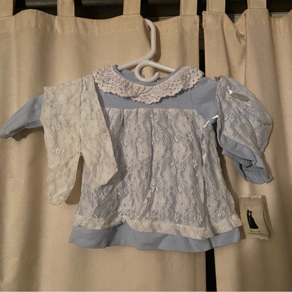 NWT three piece blue and lace set with bonnet